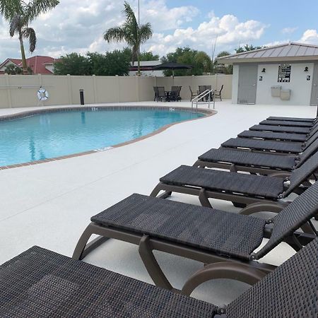 Mainstay Suites Sarasota I-75 Fruitville Экстерьер фото
