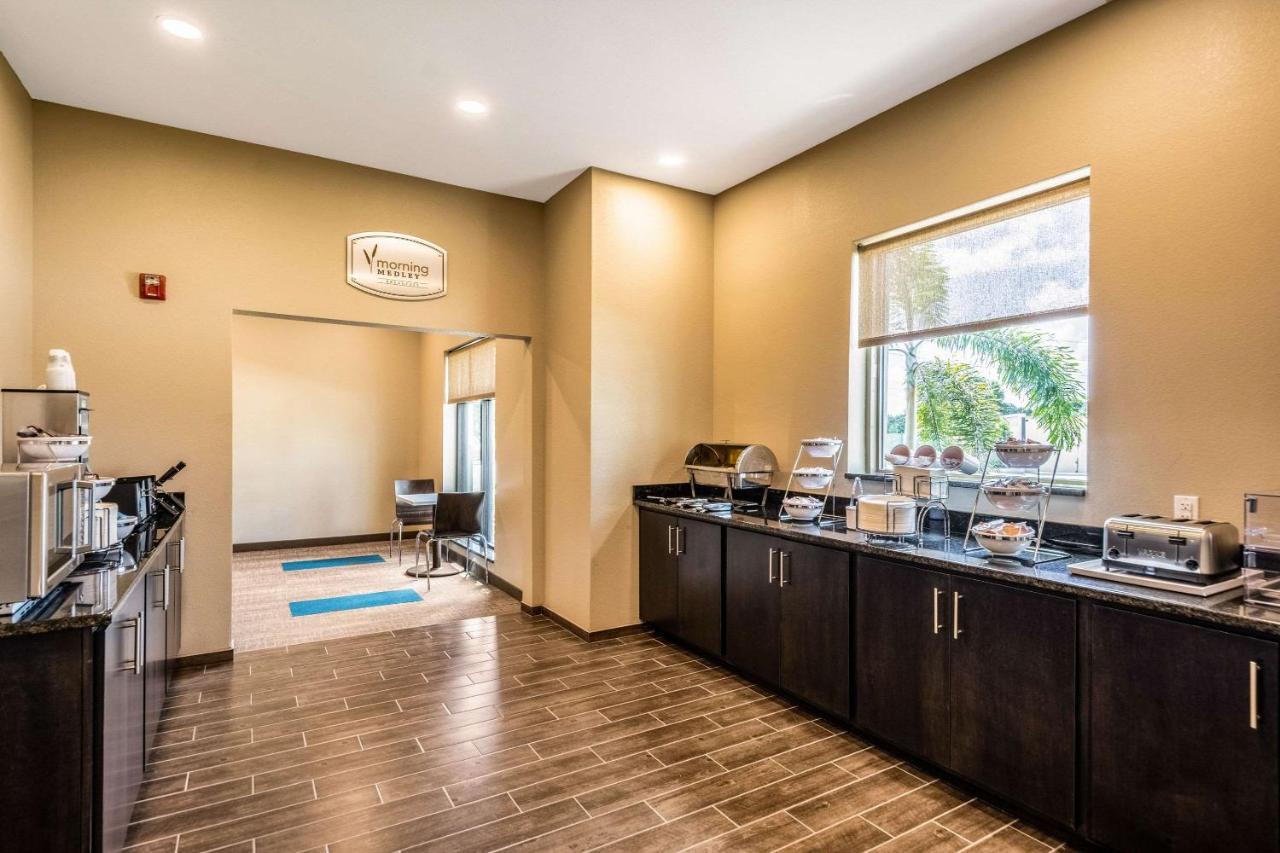Mainstay Suites Sarasota I-75 Fruitville Экстерьер фото